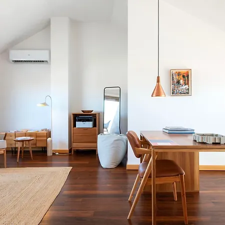 Apartamento Sunny Loft In Downtown With Private Parking *