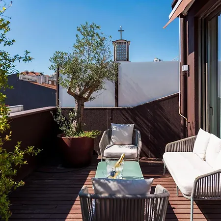 Sunny Loft In Downtown With Private Parking Apartamento