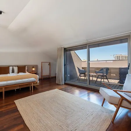 Apartamento Sunny Loft In Downtown With Private Parking *