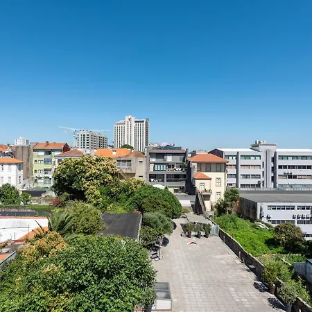 Sunny Loft In Downtown With Private Parking アパート *