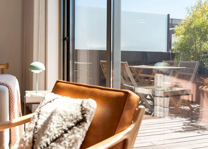 Sunny Loft In Downtown With Private Parking アパート ポルト