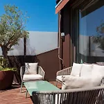 Sunny Loft In Downtown With Private Parking *