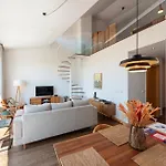 Sunny Loft In Downtown With Private Parking