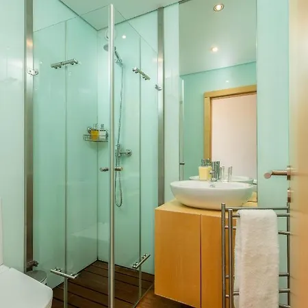 Sunny Loft In Downtown With Private Parking Apartamento Oporto