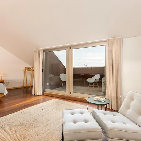 Sunny Loft In Downtown With Private Parking Apartamento