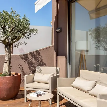 Sunny Loft In Downtown With Private Parking *