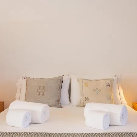 Apartamento Sunny Loft In Downtown With Private Parking