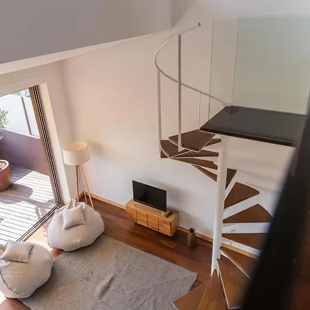 Apartamento Sunny Loft In Downtown With Private Parking *