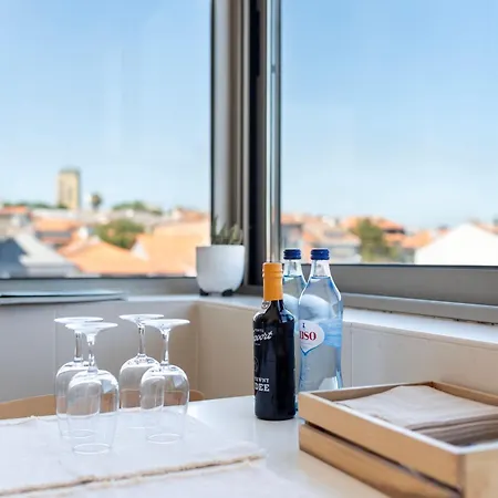 Sunny Loft In Downtown With Private Parking *