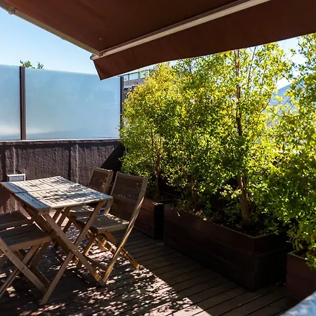 Sunny Loft In Downtown With Private Parking *