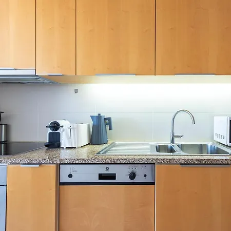 Sunny Loft In Downtown With Private Parking Porto