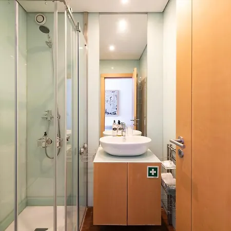 Sunny Loft In Downtown With Private Parking *