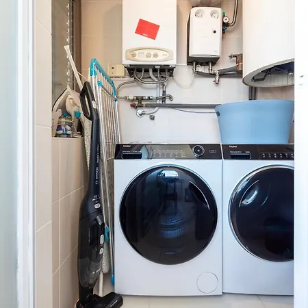 Sunny Loft In Downtown With Private Parking Porto