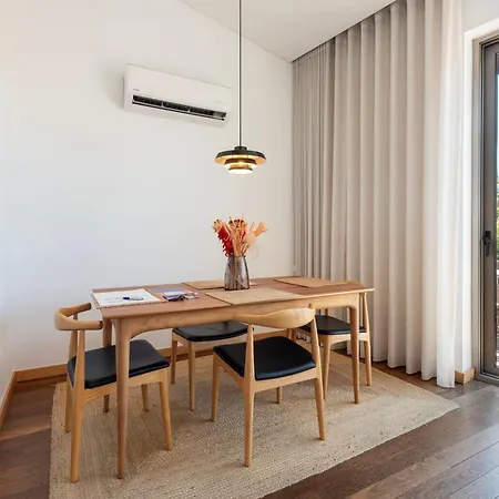 Sunny Loft In Downtown With Private Parking Porto