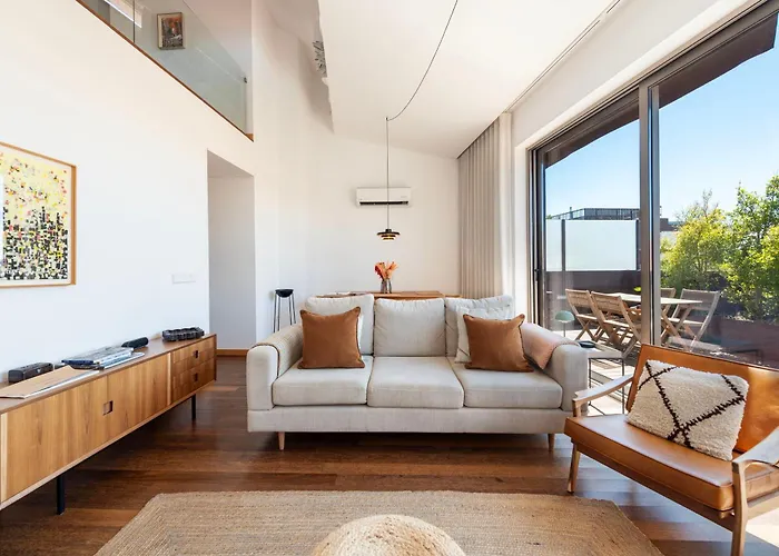 Sunny Loft In Downtown With Private Parking * Oporto