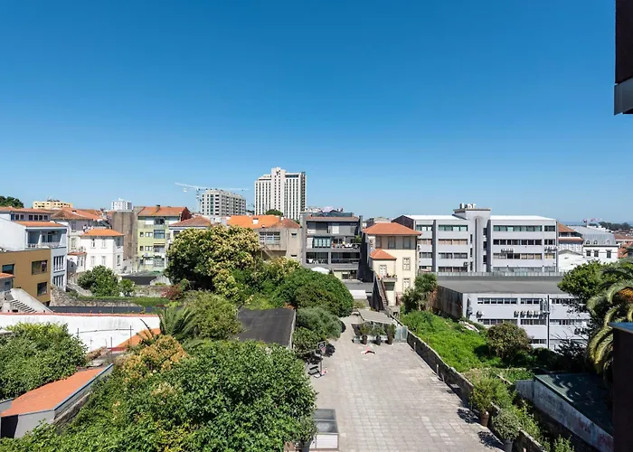 Sunny Loft In Downtown With Private Parking شقة *