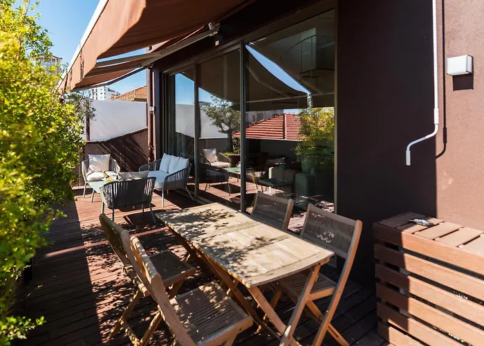 Sunny Loft In Downtown With Private Parking *