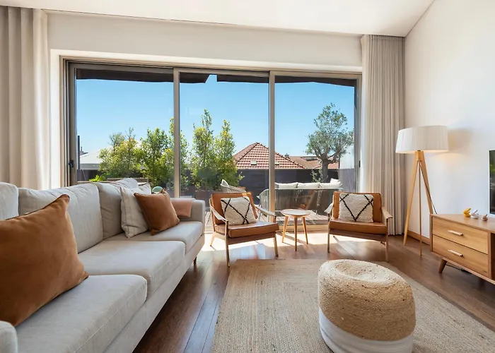 Sunny Loft In Downtown With Private Parking Lejlighed