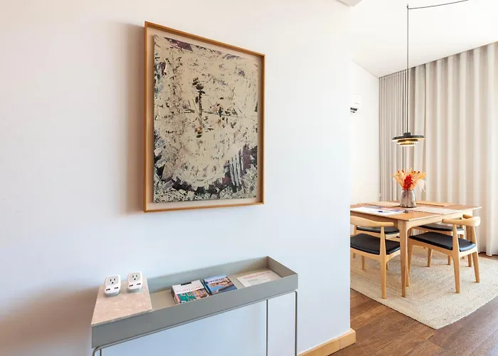 Sunny Loft In Downtown With Private Parking * Oporto