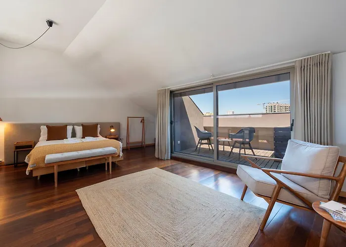 Lejlighed Sunny Loft In Downtown With Private Parking *