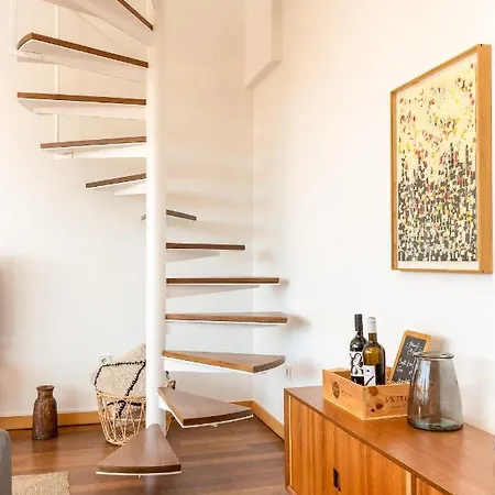 Sunny Loft In Downtown With Private Parking *