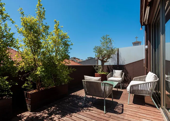 Sunny Loft In Downtown With Private Parking *