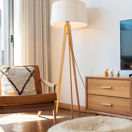 Sunny Loft In Downtown With Private Parking Porto