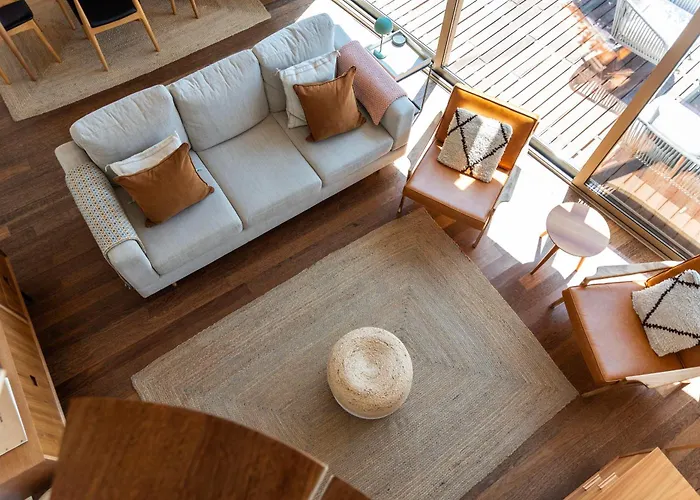 Sunny Loft In Downtown With Private Parking *